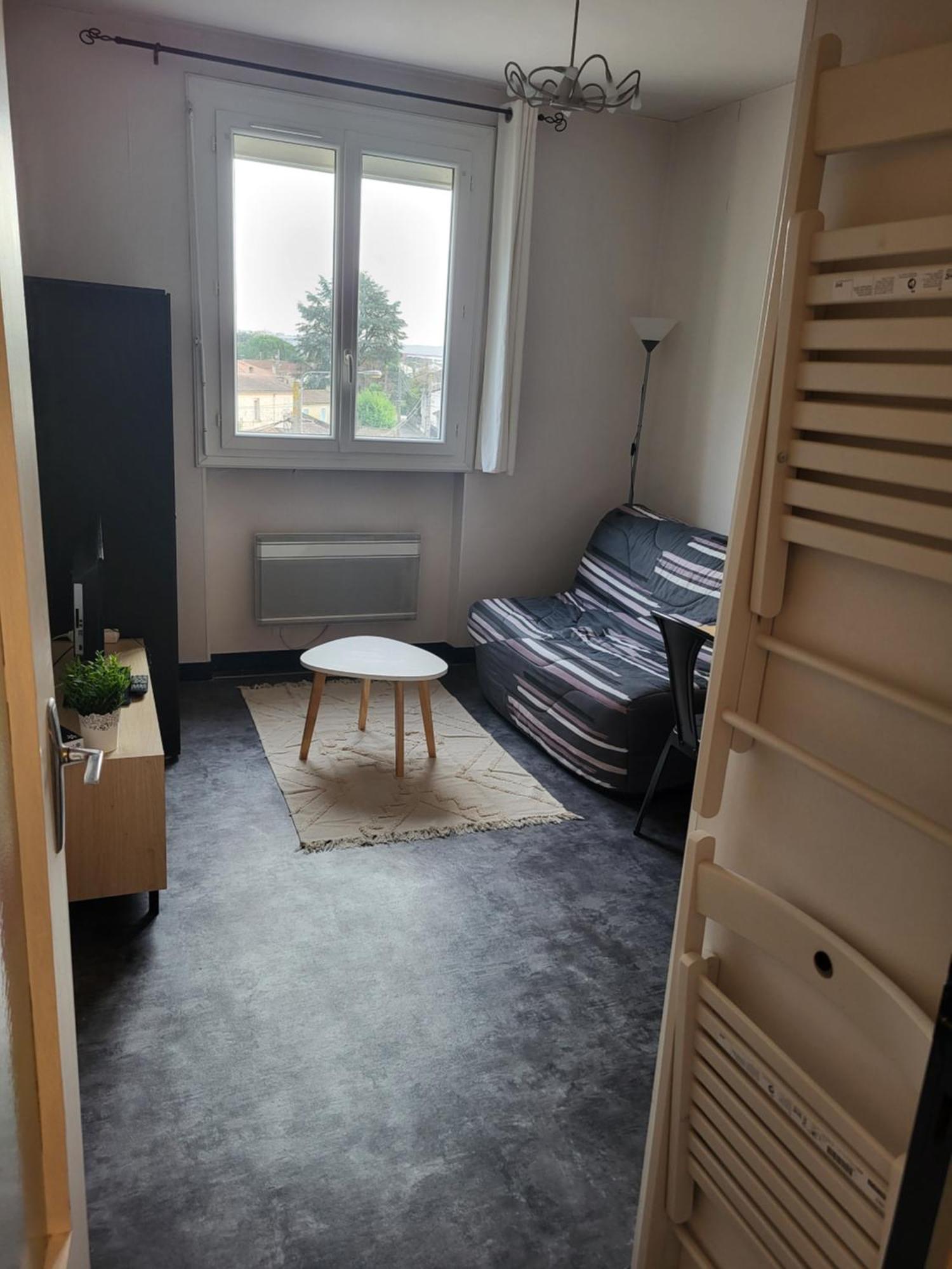 Studio Reposant Et Calme 阿让 外观 照片