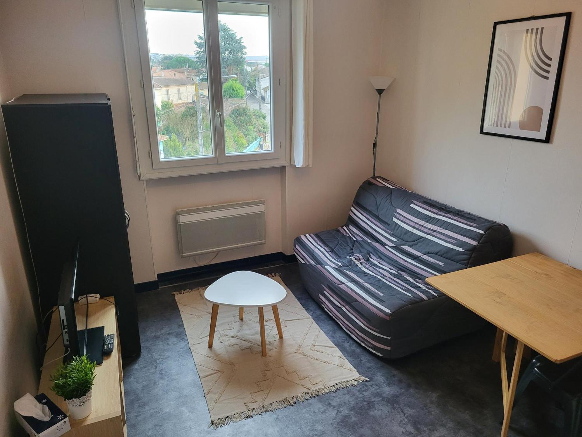 Studio Reposant Et Calme 阿让 外观 照片